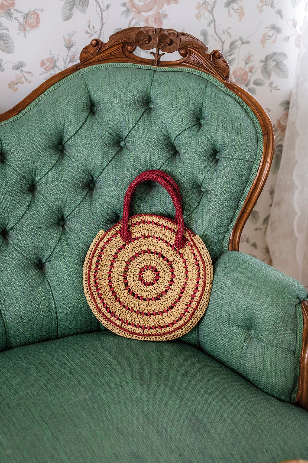 Lilla Kringla Tote Crochet Pattern