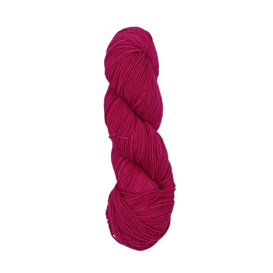 Roya Merino DK Yarn (Magenta 05)
