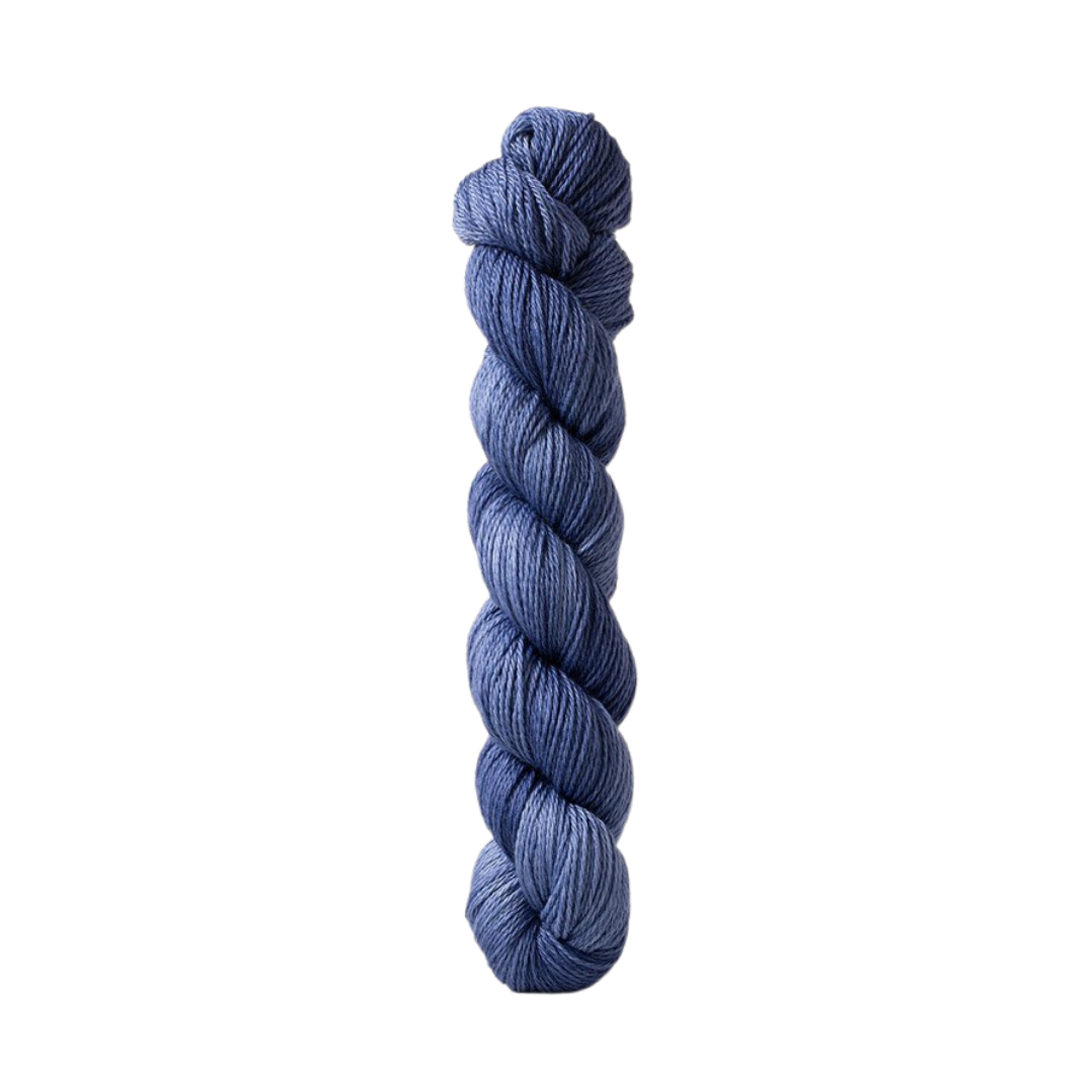Urth 16 Fingering Yarn (BL30)