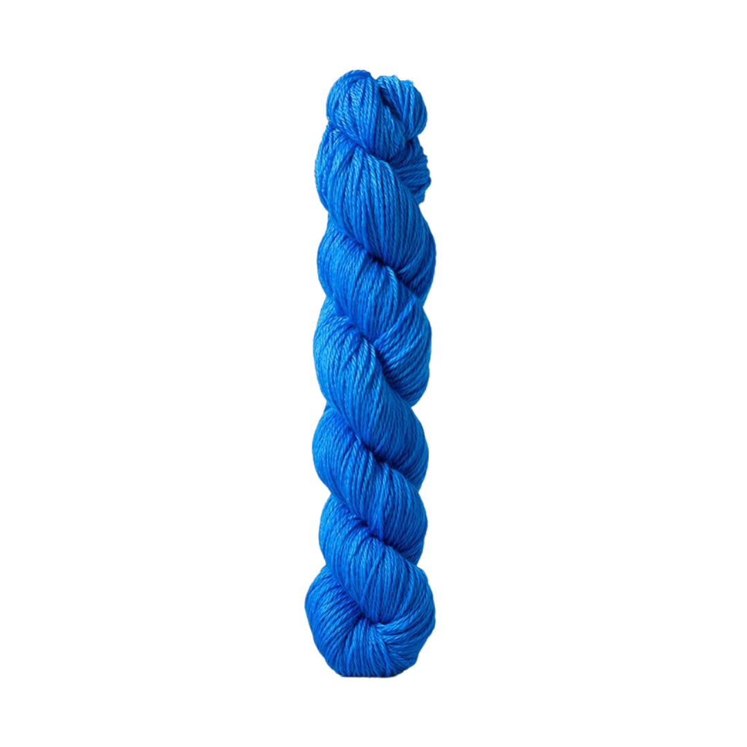 Urth 16 Fingering Yarn (BL80)