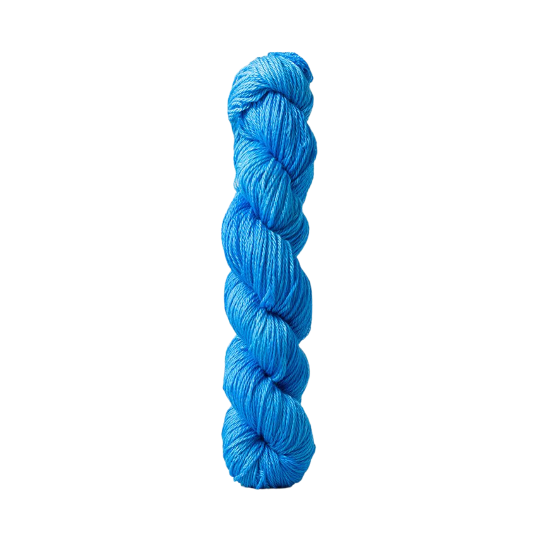 Urth 16 Fingering Yarn (BL90)