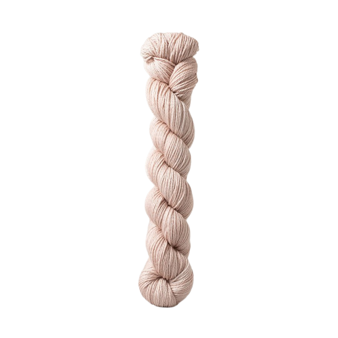 Urth 16 Fingering Yarn (BR20)