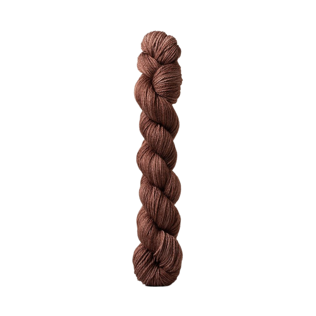 Urth 16 Fingering Yarn (BR50)