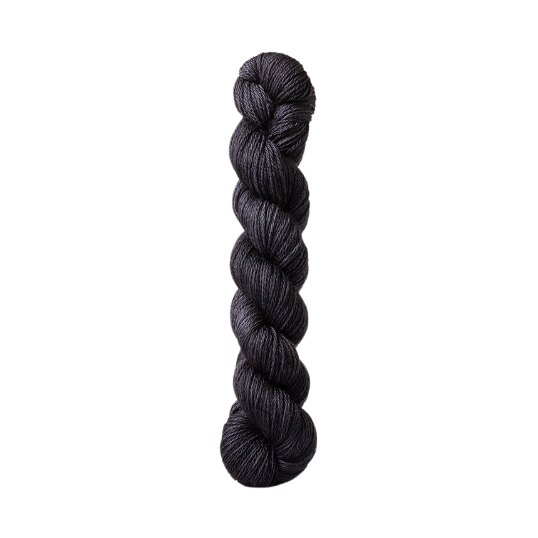 Urth 16 Fingering Yarn (N50)