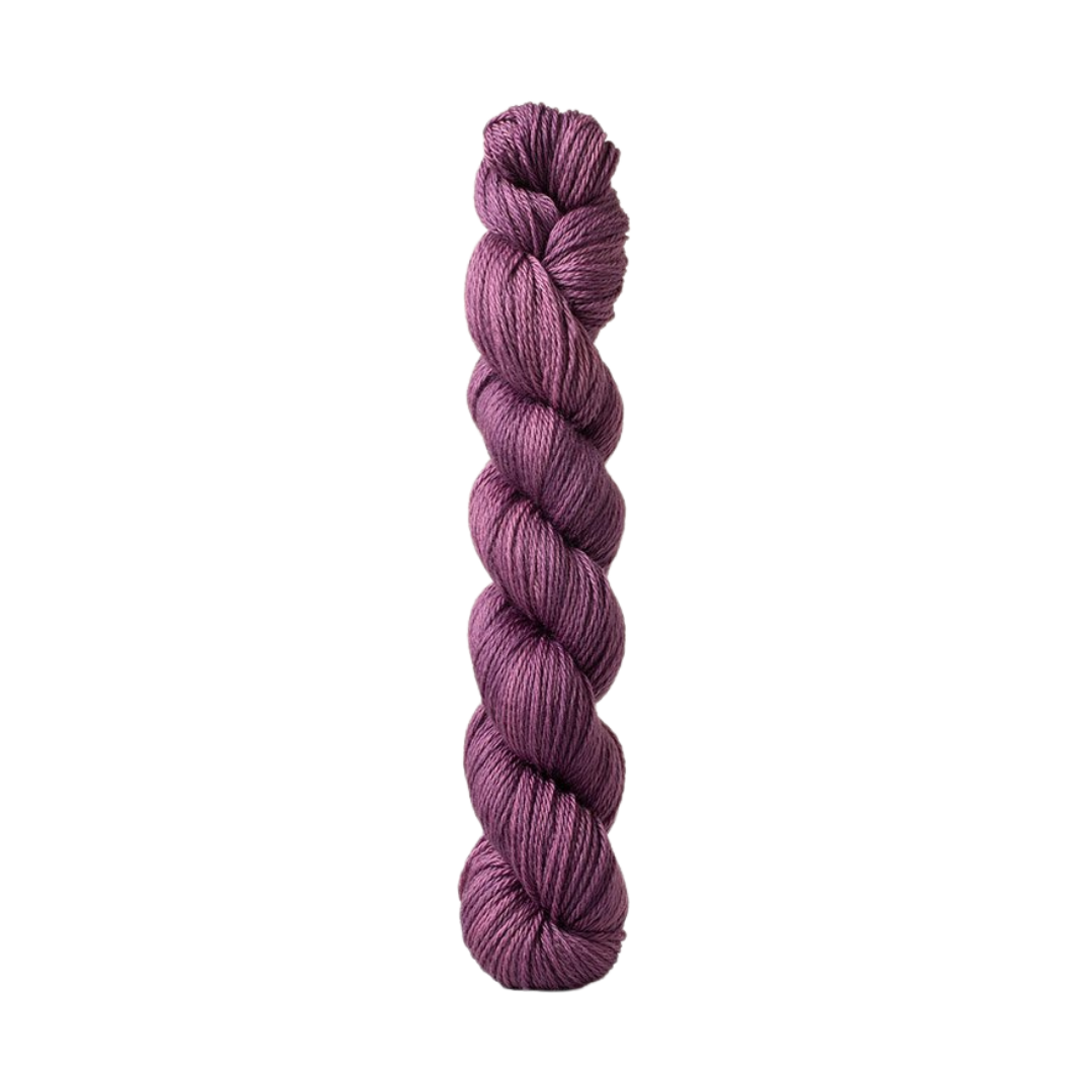 Urth 16 Fingering Yarn (P30)