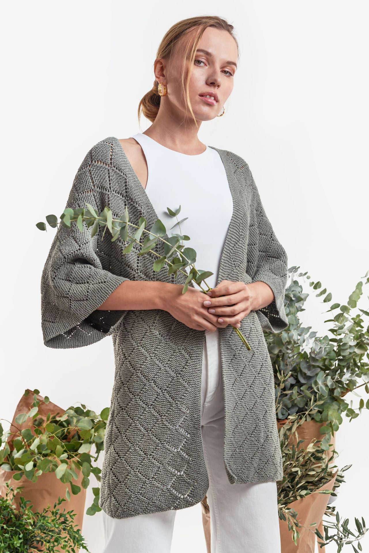 DMC Eco Vita Book (Clothing & Accessories)