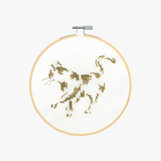 DMC Cross Stitch Kit - Our Friends The Cats (Hunting Cat)