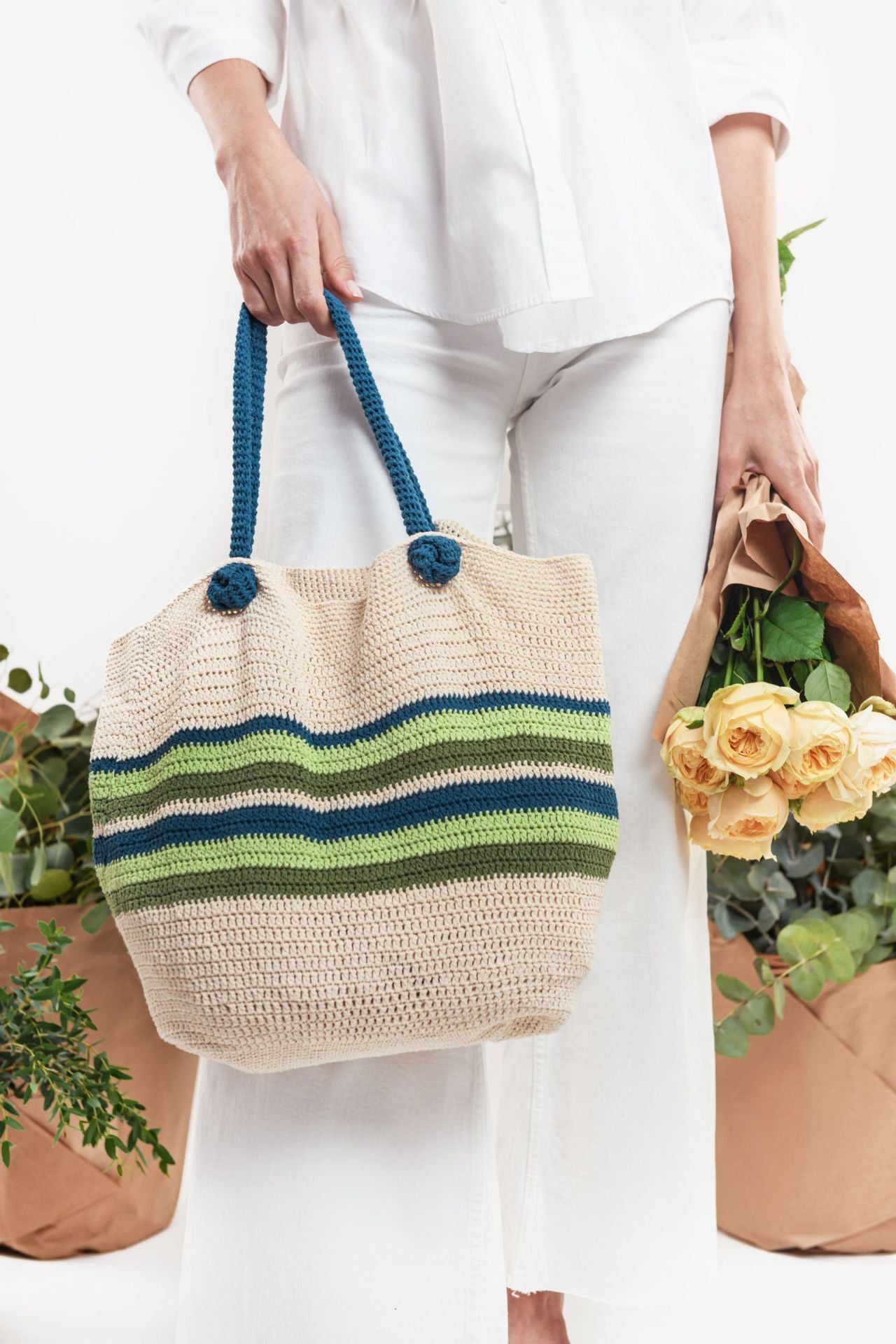 DMC Eco Vita Book (Clothing & Accessories)