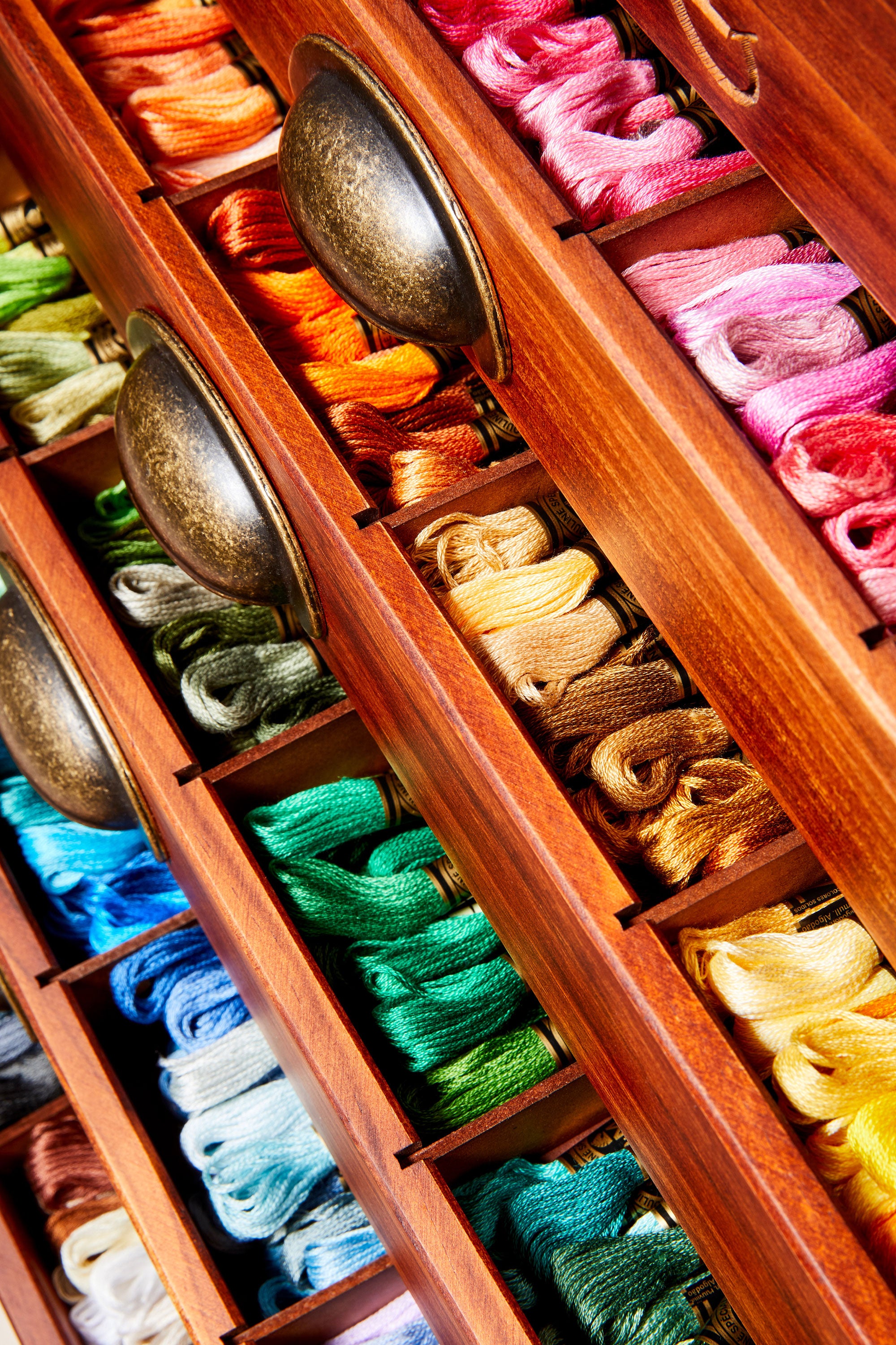 DMC Vintage Wooden Chest with 500 Stranded Cotton Embroidery Threads