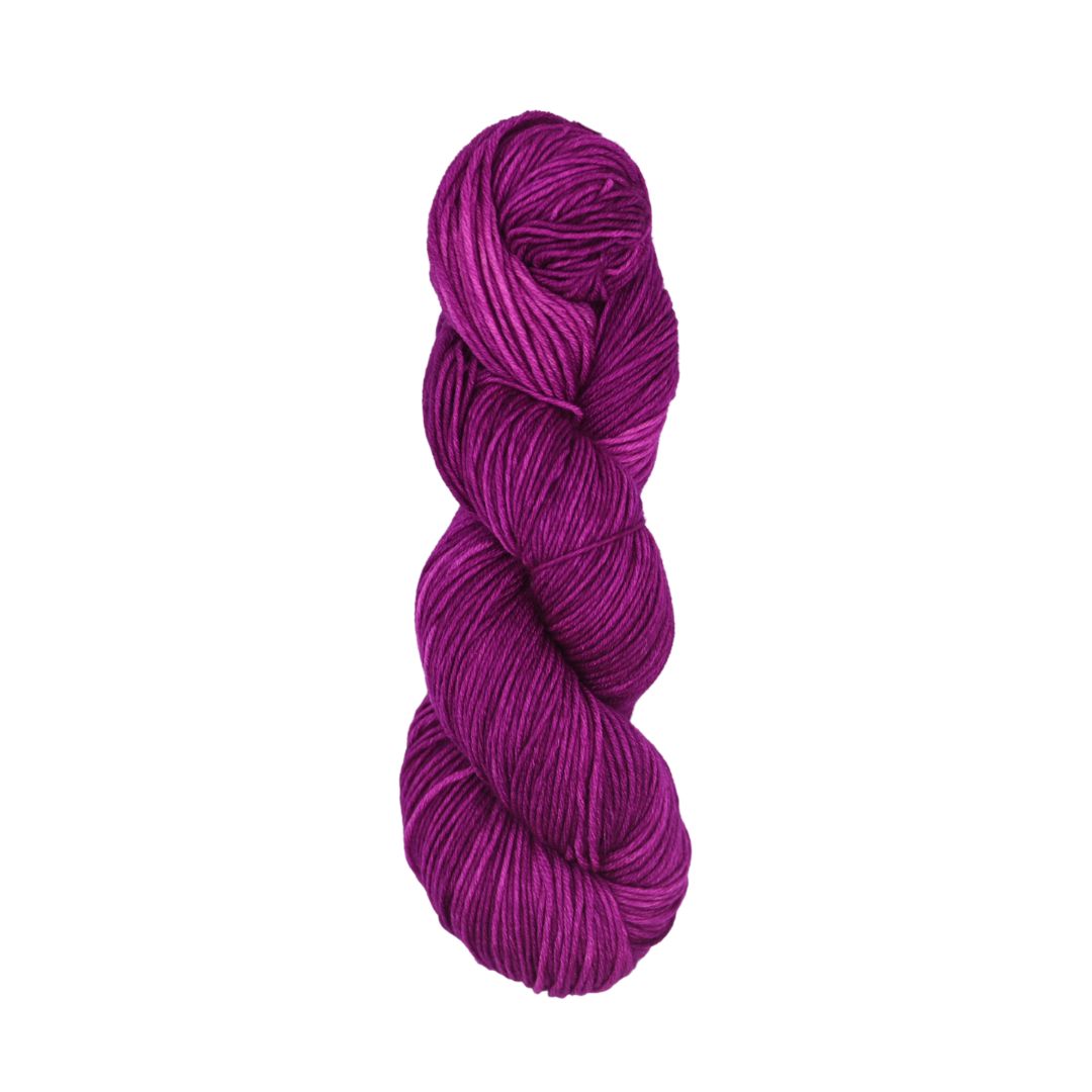 Roya Merino DK Yarn (Berry 04)
