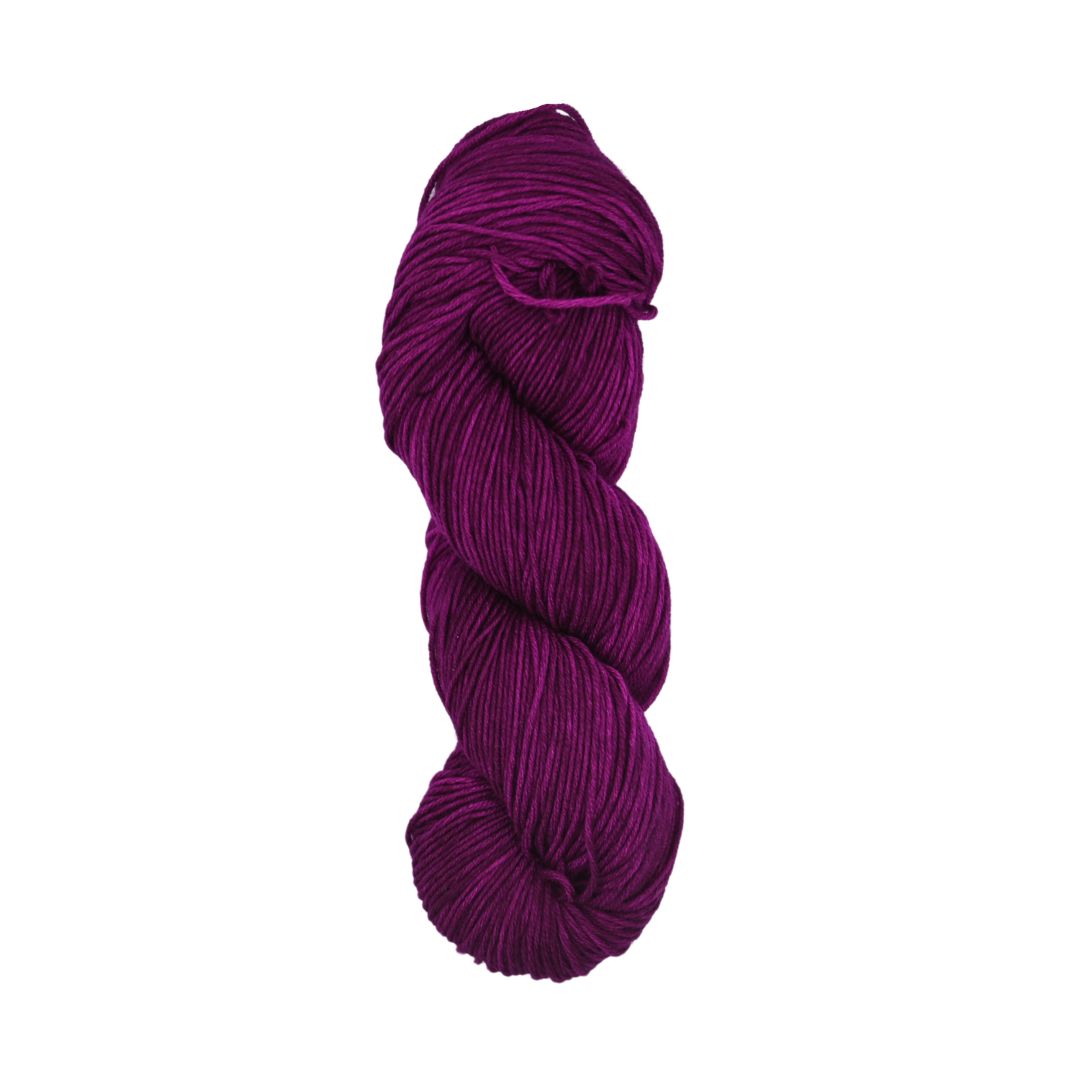 Roya Merino DK Yarn (Berry 05)