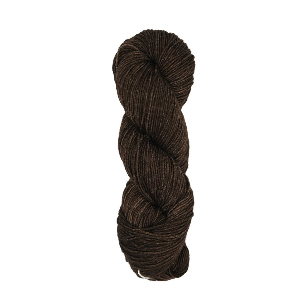 Roya Merino DK Yarn (Chestnut 05)