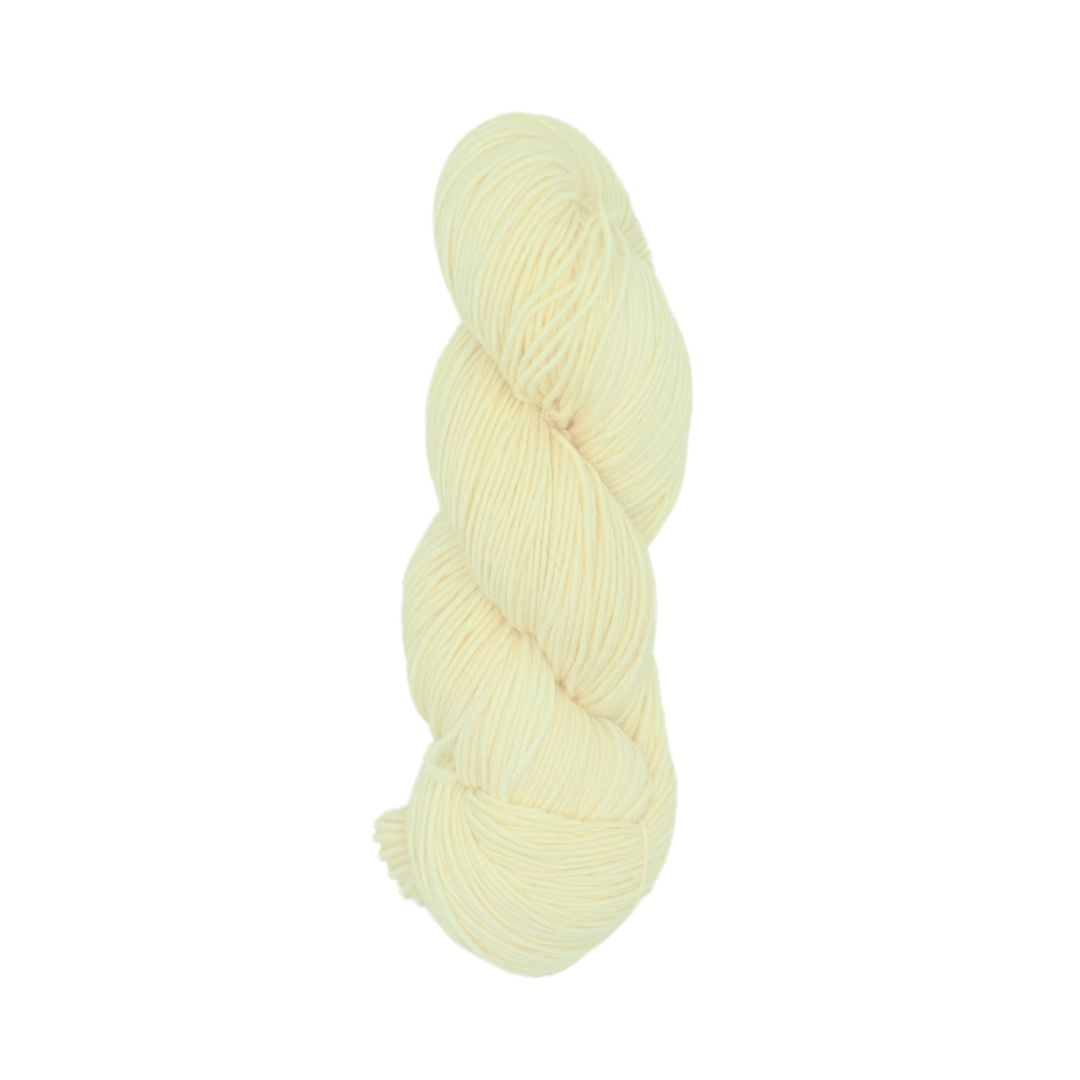 Roya Merino DK Yarn (Ecru 01)