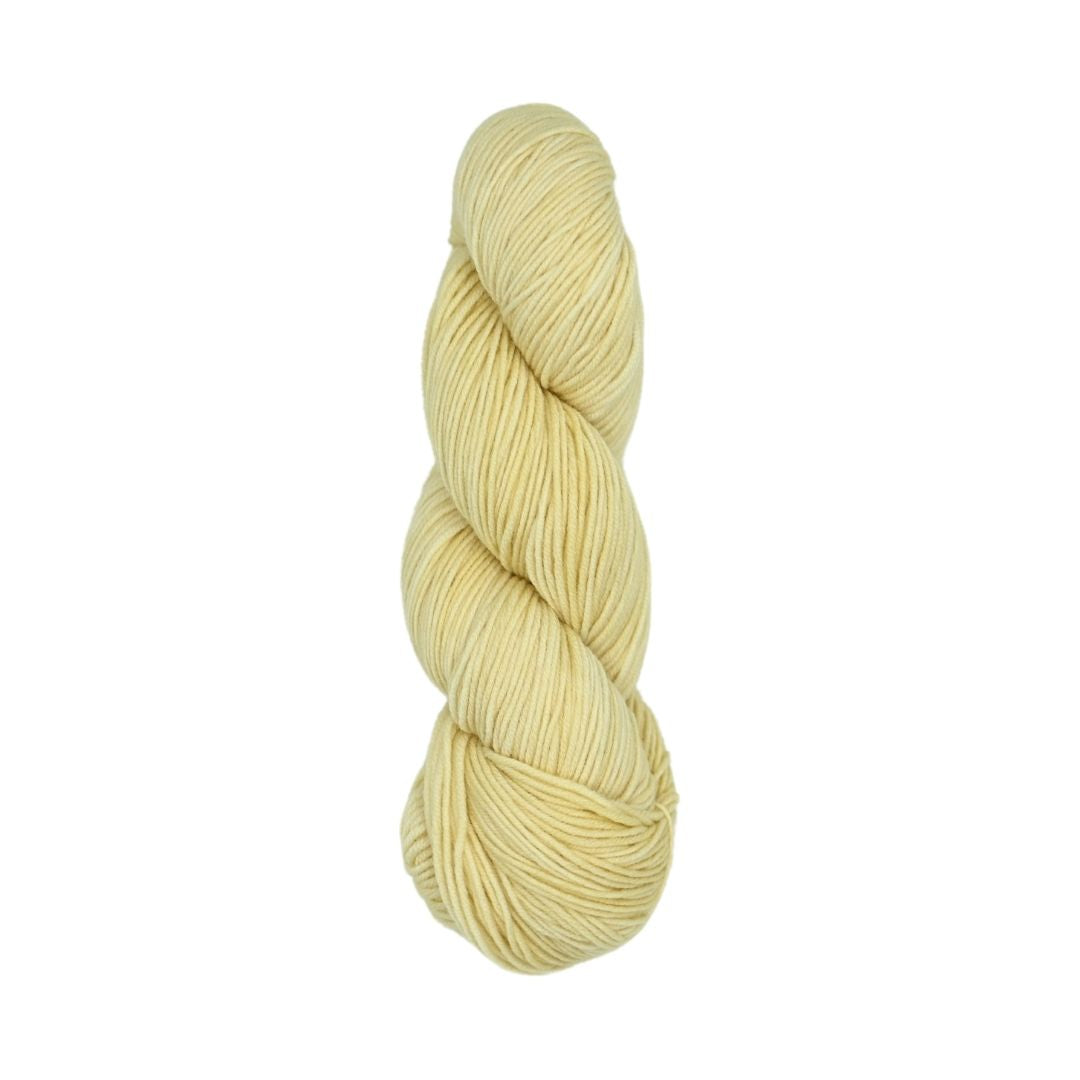 Roya Merino DK Yarn (Ecru 03)