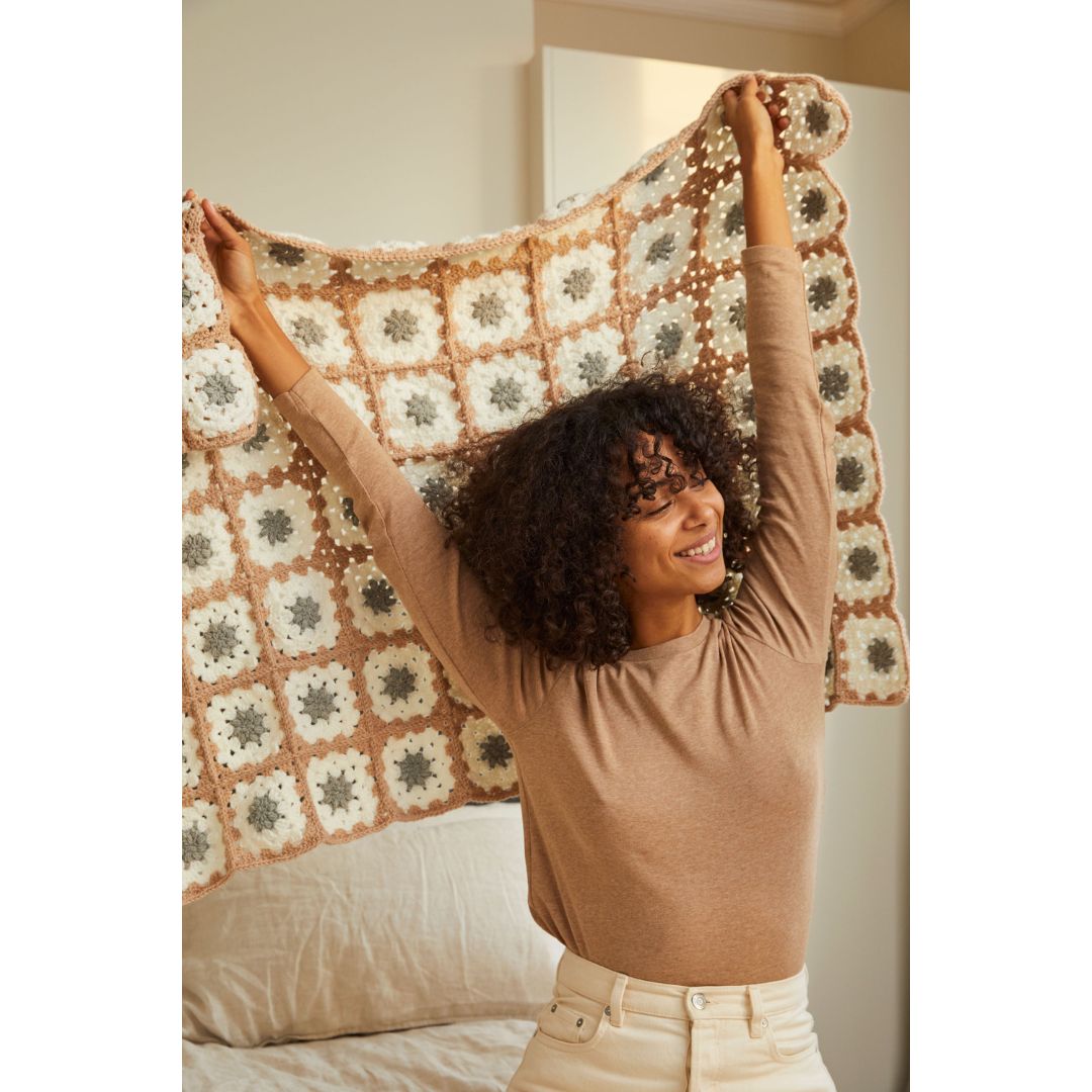DMC Crochet Kit - Gift of Stitch (Granny Square Crochet Blanket ...
