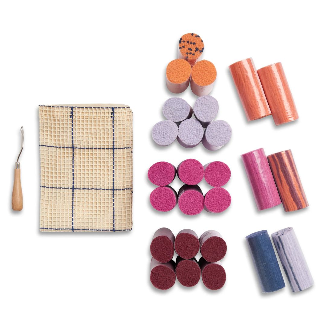 Bernat Latch It Latch Hook Kit - Fleece Pillow Cover (Lava Lamp)