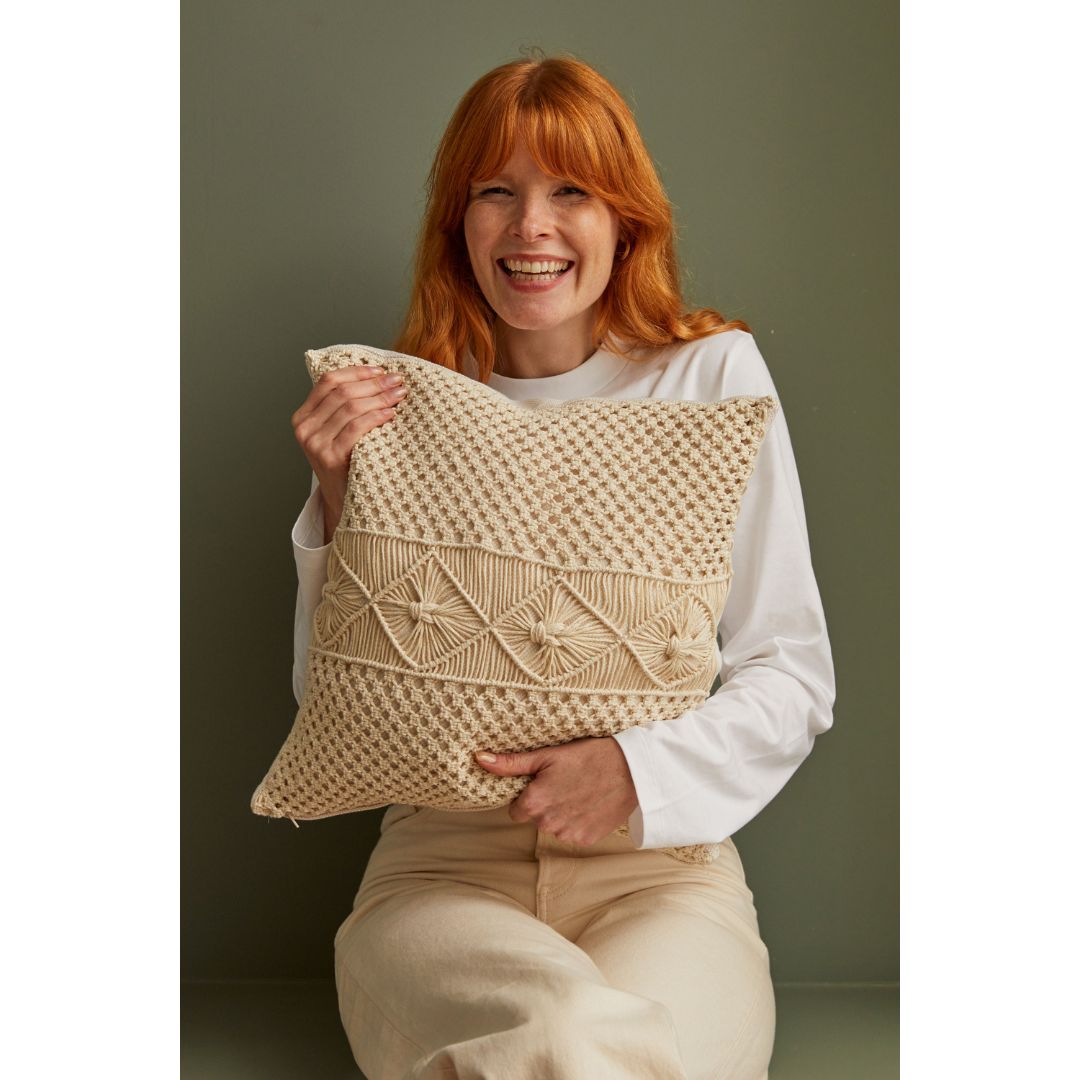 DMC Macramé Kit - Gift of Stitch (Macramé Diamonds Cushion)