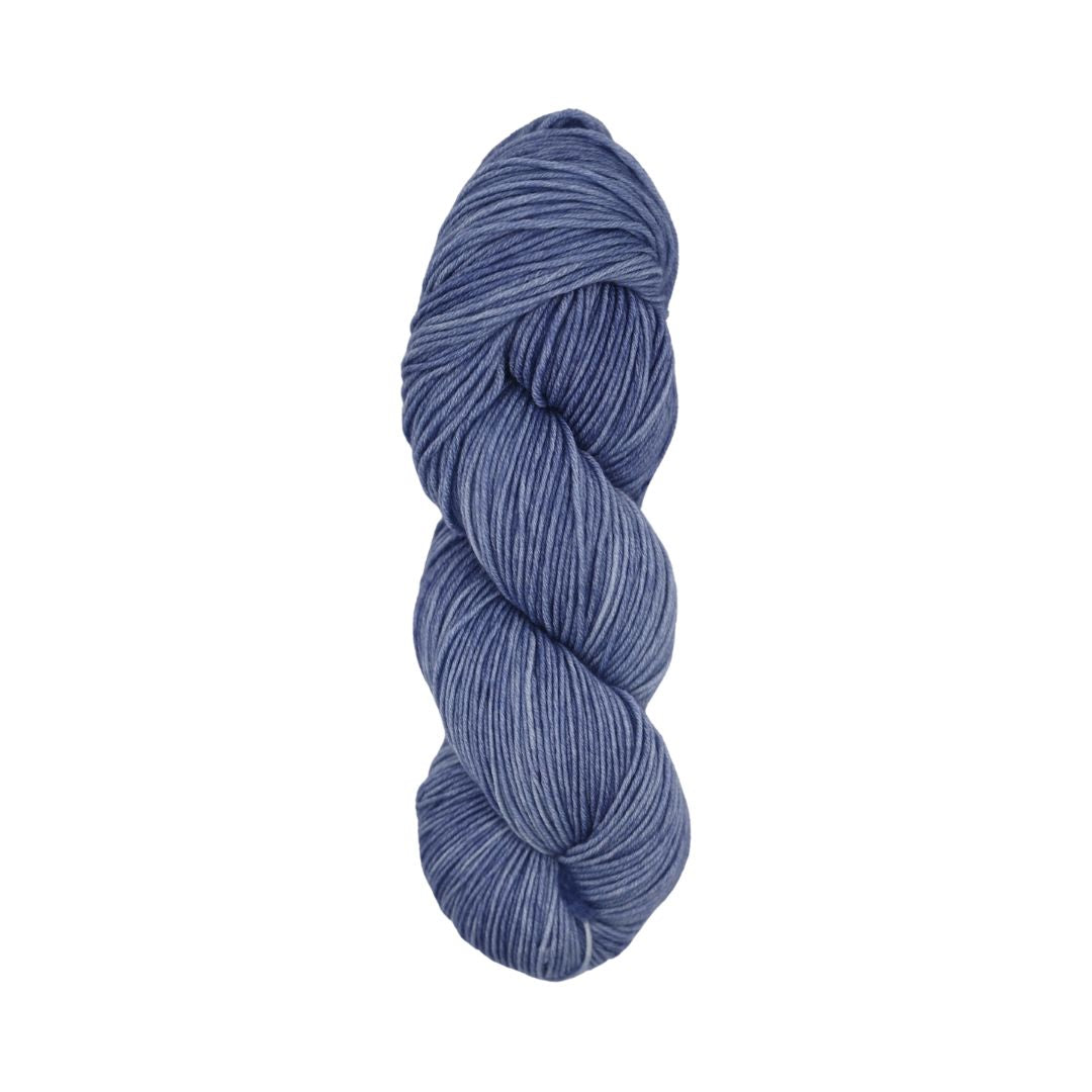 Roya Merino DK Yarn (Navy 01)