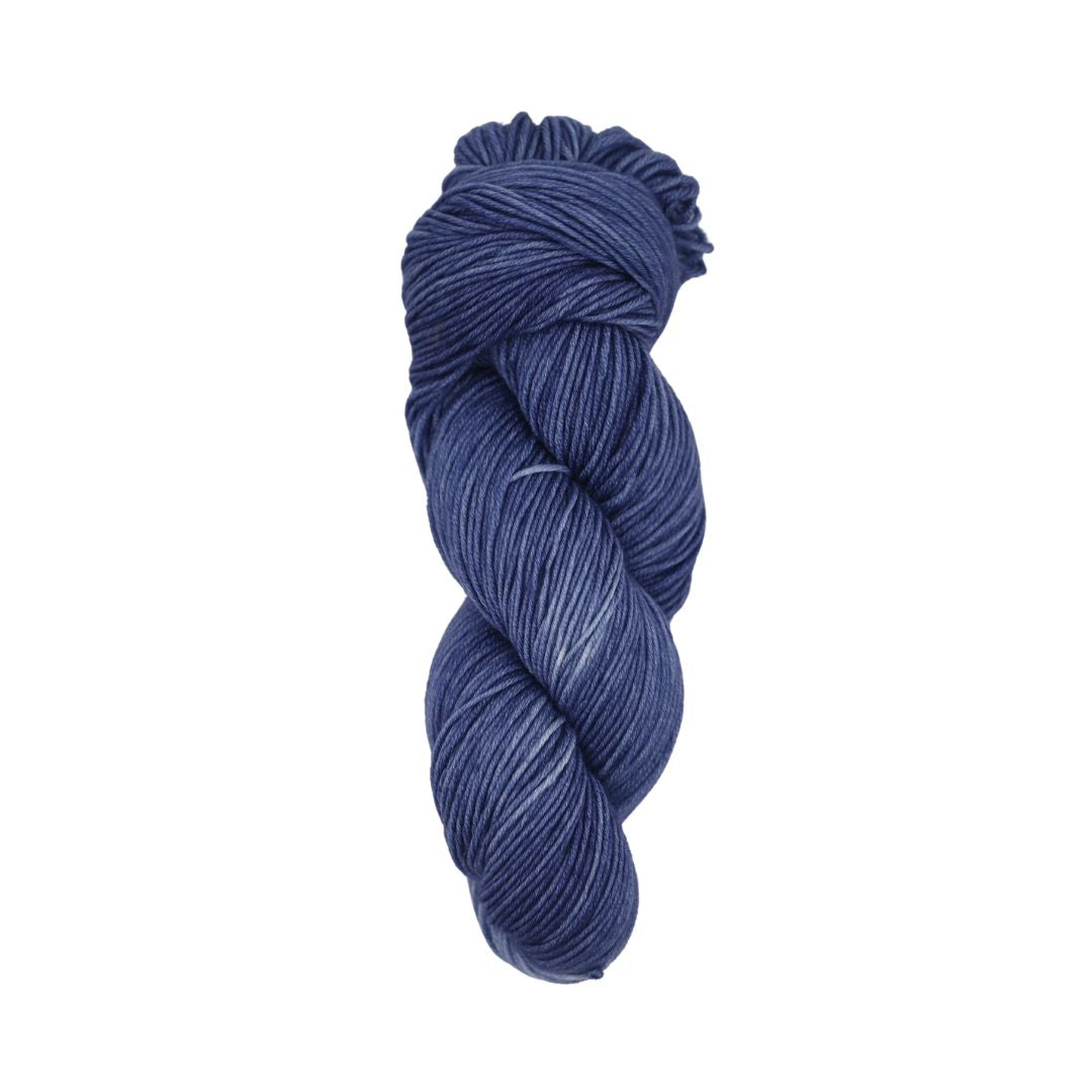 Roya Merino DK Yarn (Navy 02)