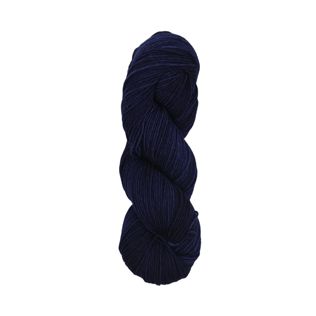 Roya Merino DK Yarn (Navy 04)