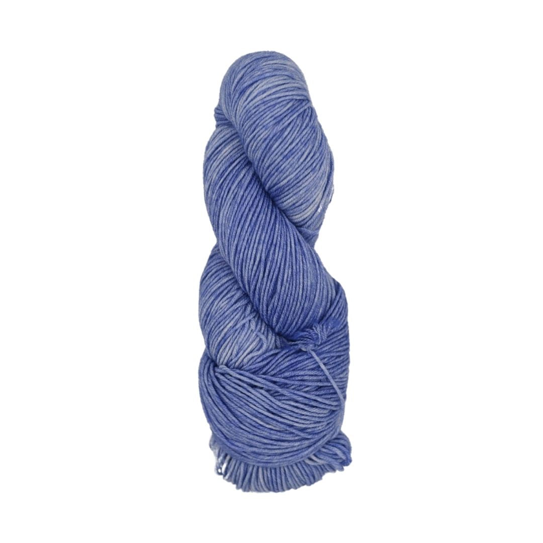 Roya Merino DK Yarn (Night 01)