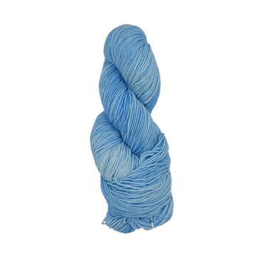 Roya Merino DK Yarn (Peakii 01)