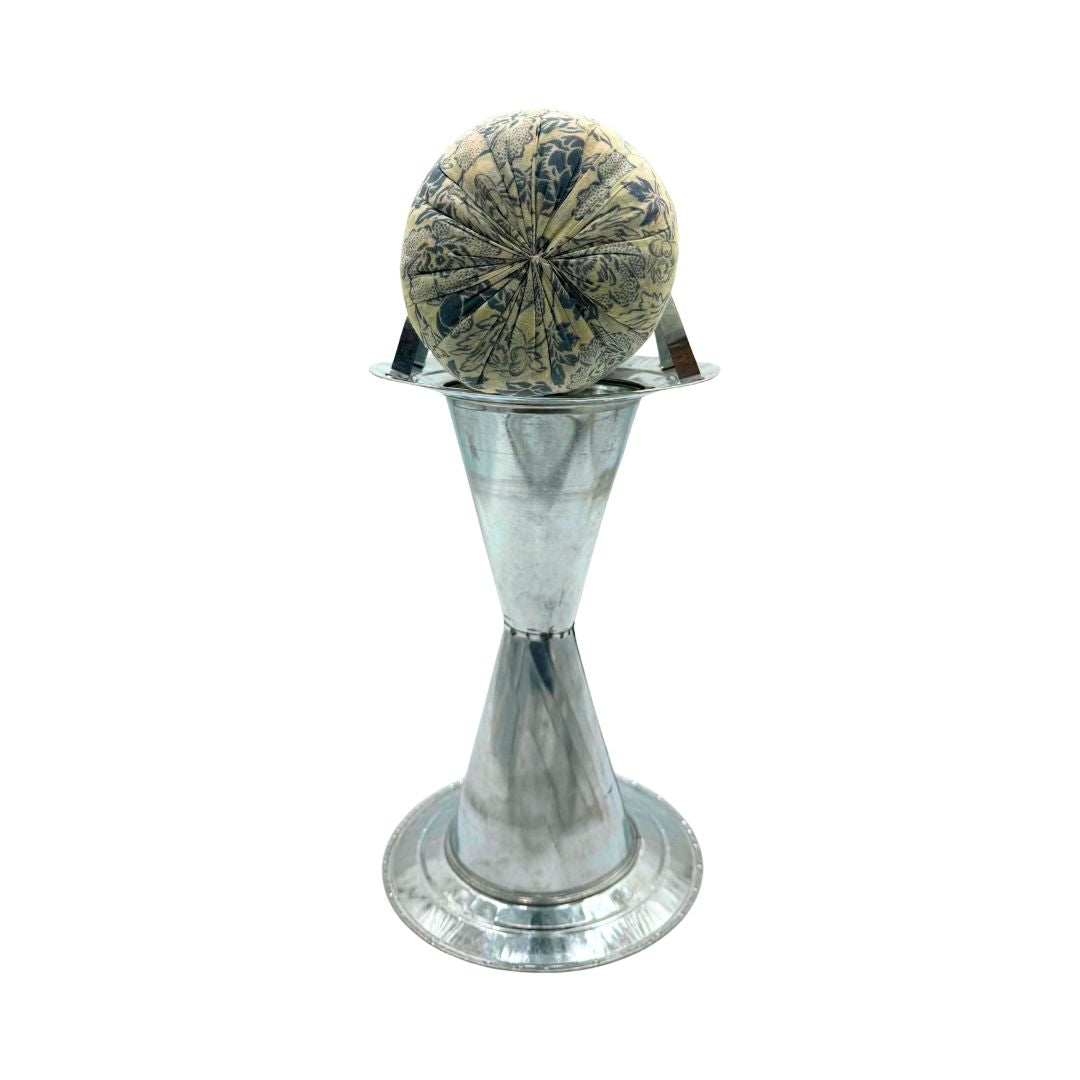 Traditional Emirati Talli (تلّي) Kajuja (كاجوجة) Musada (مسدة)