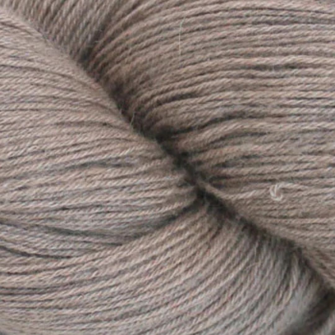 Lotus Swan Lake Yarn - Sand (03)