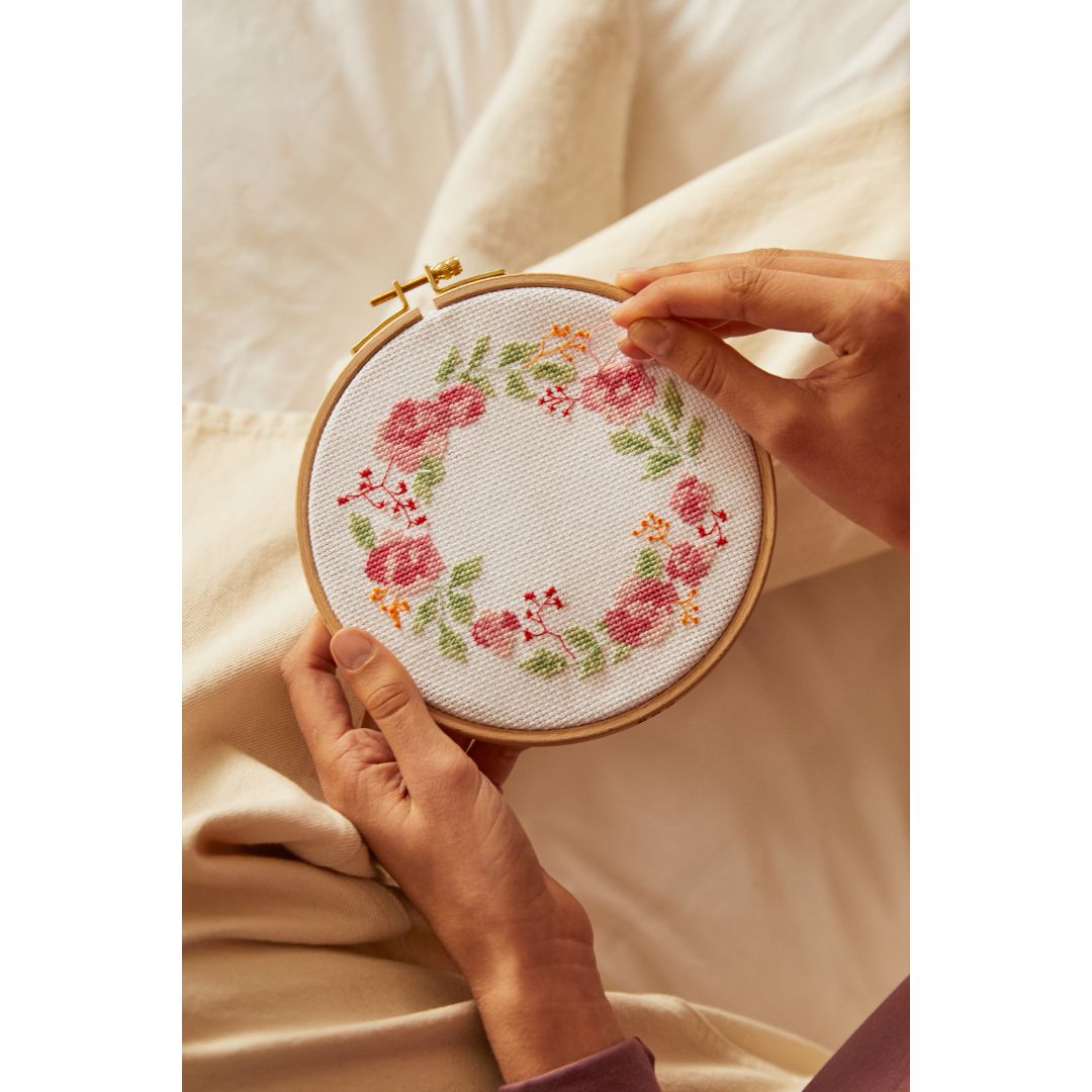 DMC Cross Stitch Kit - Mindful Making (The Tranquil Rose)