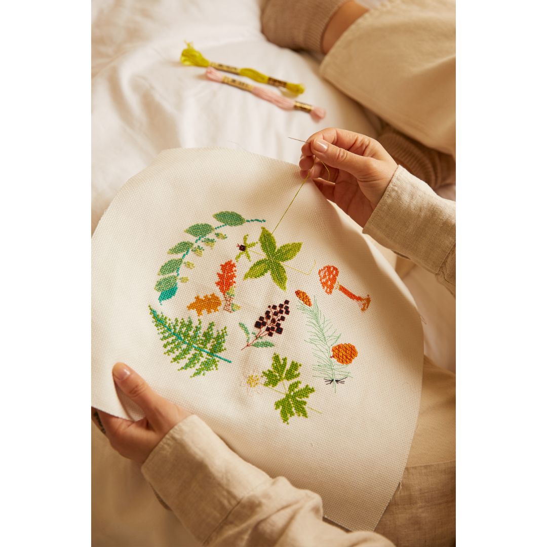 DMC Cross Stitch Kit - Mindful Making (The Woodland Glade)