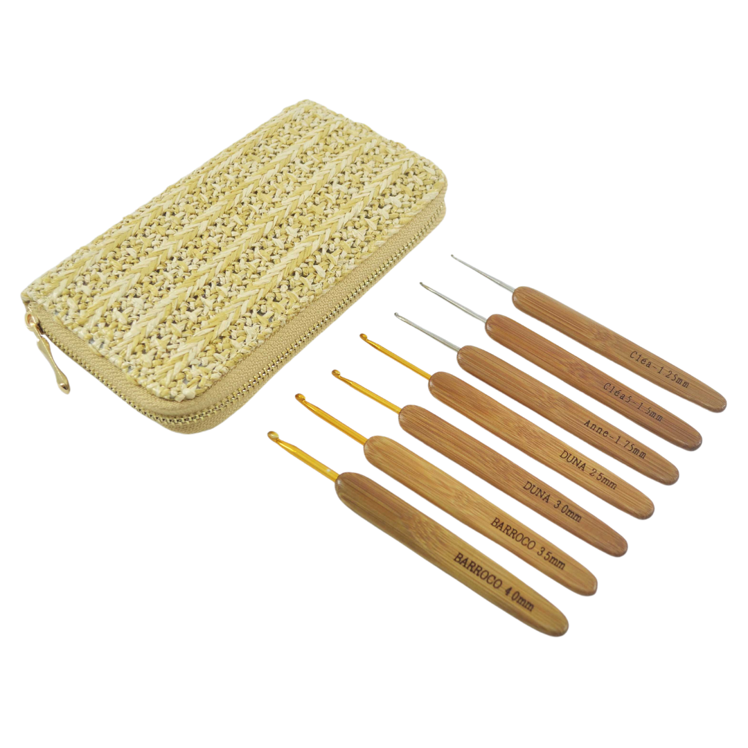 Circulo Bamboo Handle Crochet Hook Set