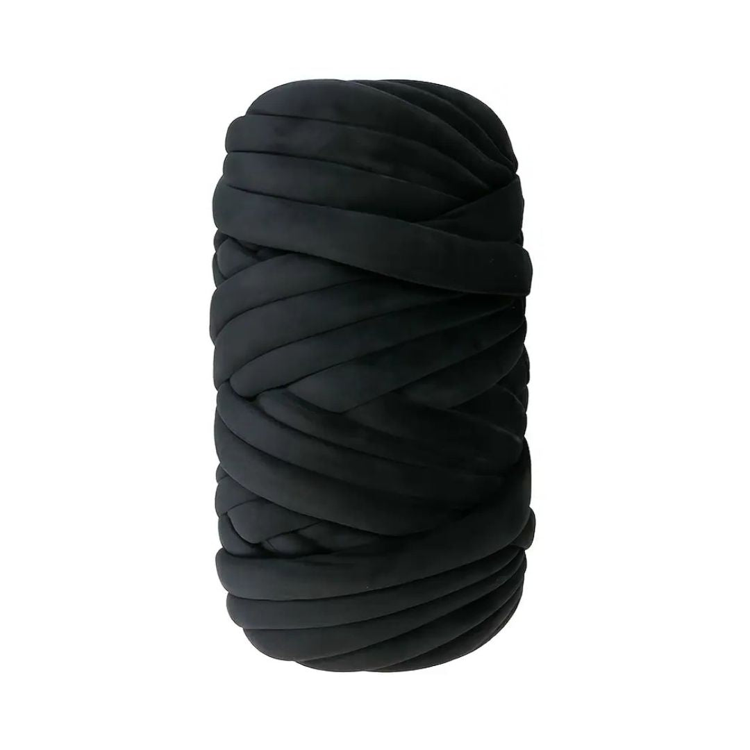 Handmayk Velvet Luxe Yarn (Black)