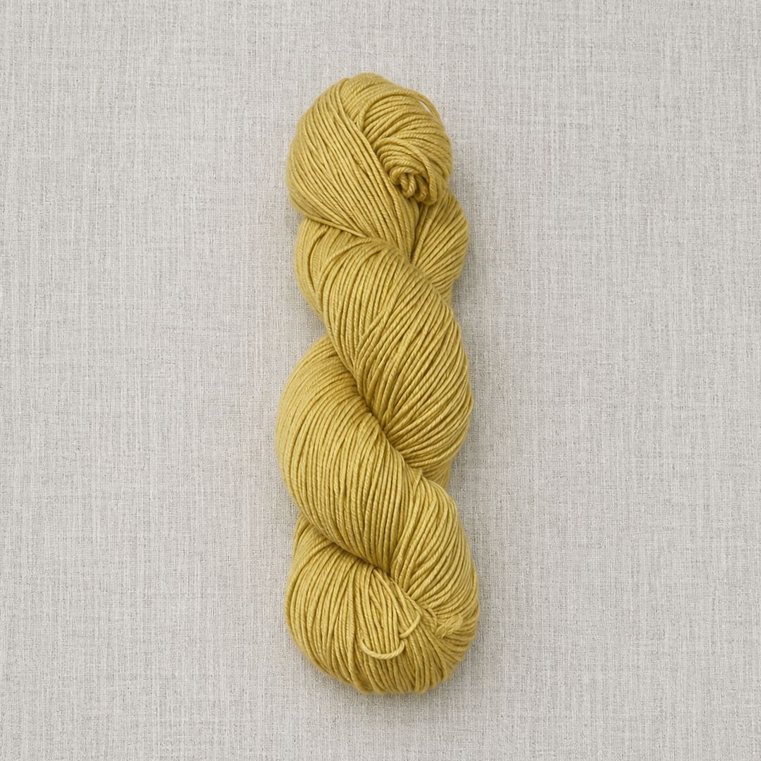 Roya Merino DK Yarn (Naturally Dyed, Chamomile)