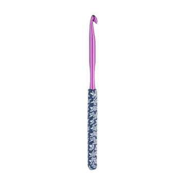 The Quilted Bear Floral Crochet Hook (6.5mm)