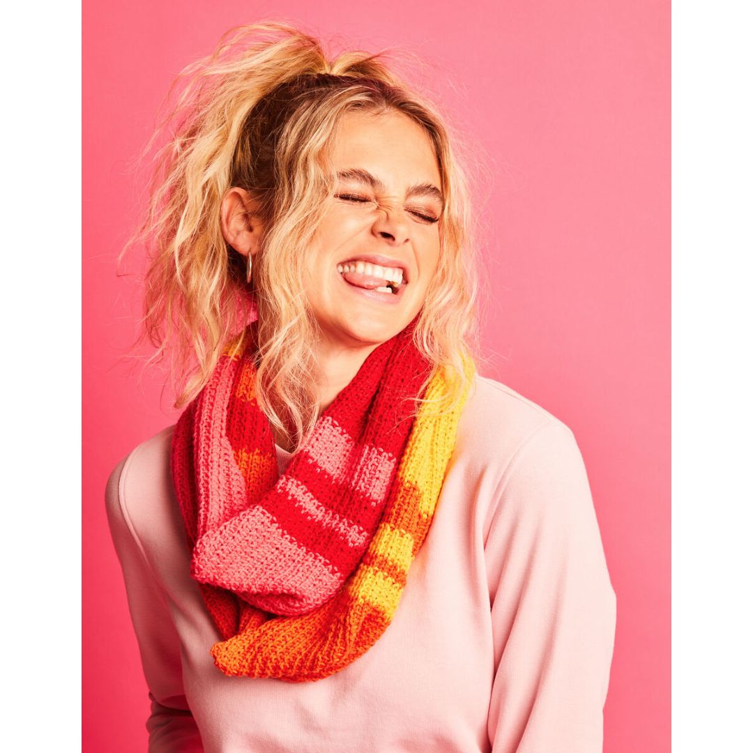 Sirdar Knitting Kit - Kith & Kin (Infinity Cowl)