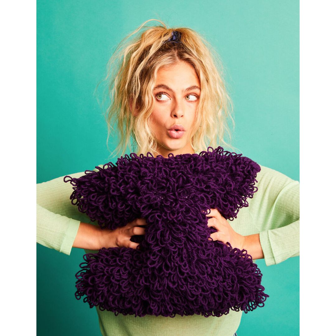 Sirdar Knitting Kit - Kith & Kin (Loopy Cushion)