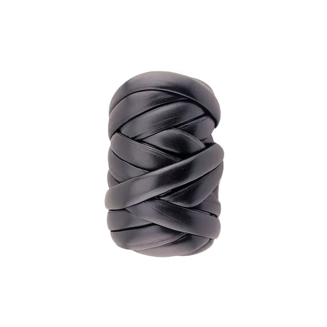 Handmayk Metallic Luxe Yarn (Metallic Black)