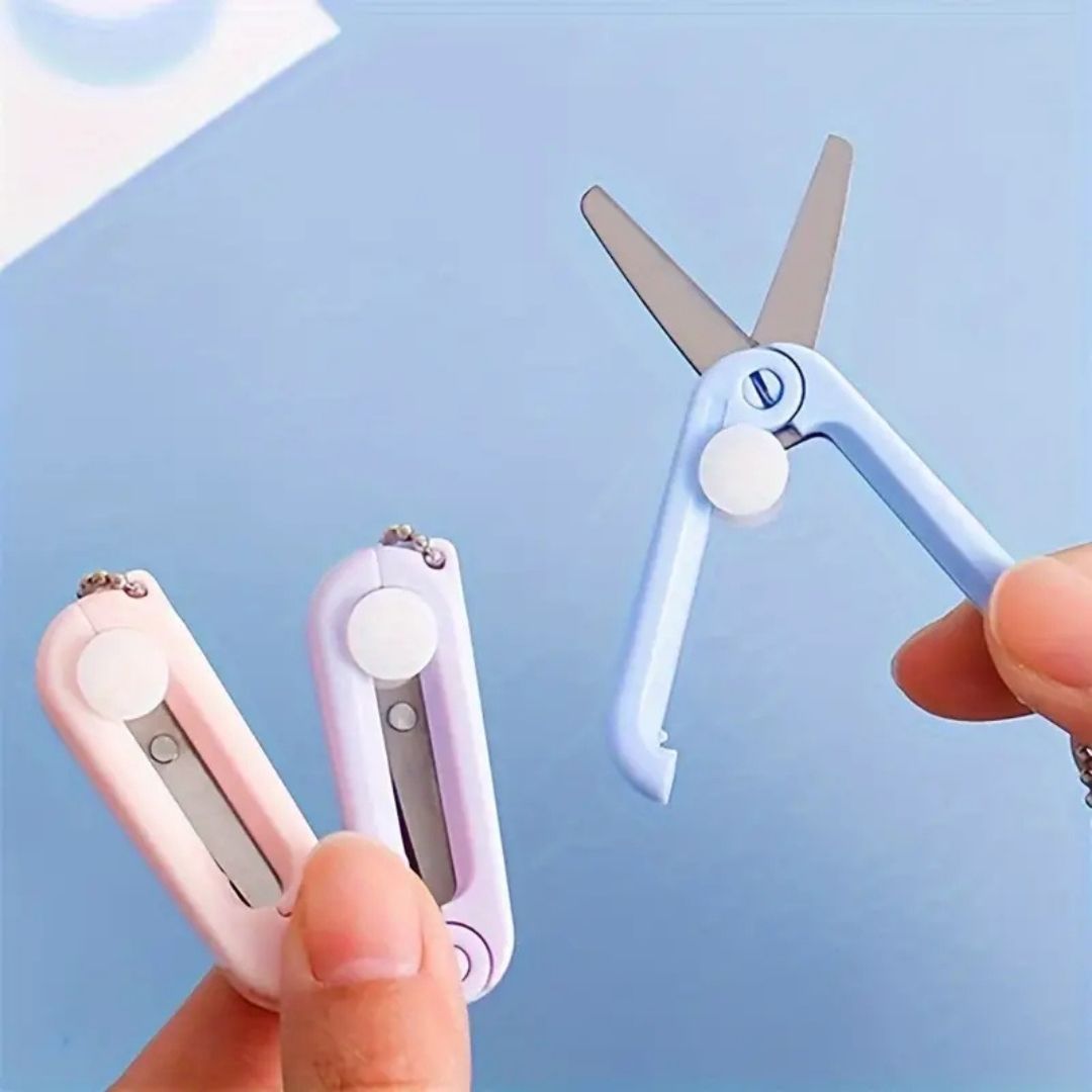 Handmayk Mini Retractable Travel Scissor