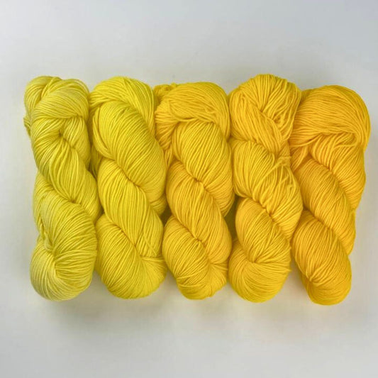 Roya Merino DK Yarn (Sunshine)