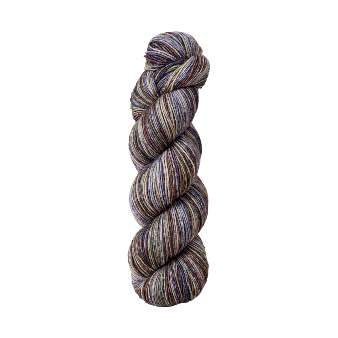 Urth Uneek Fingering Yarn (3006)