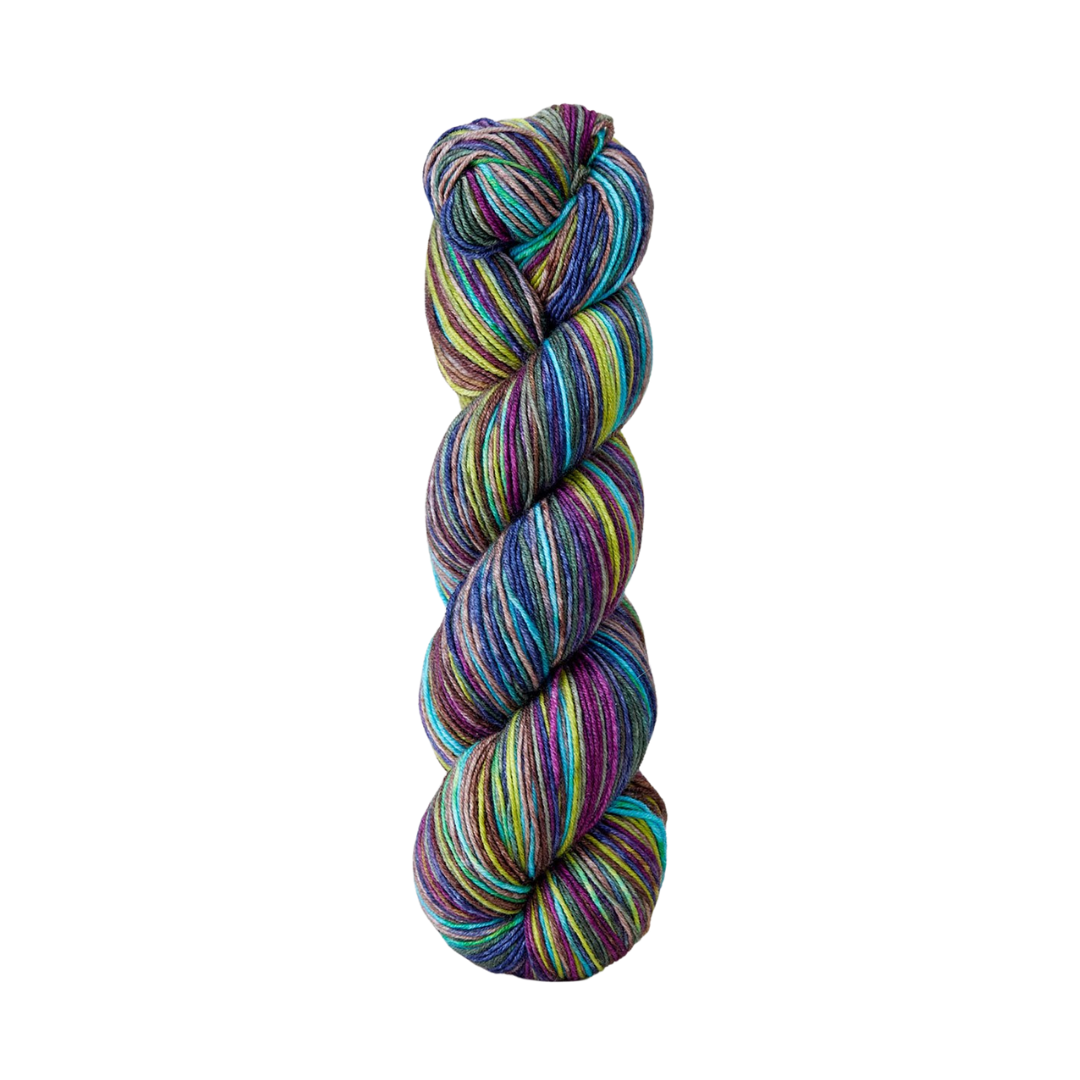 Urth Uneek Fingering Yarn (3012)