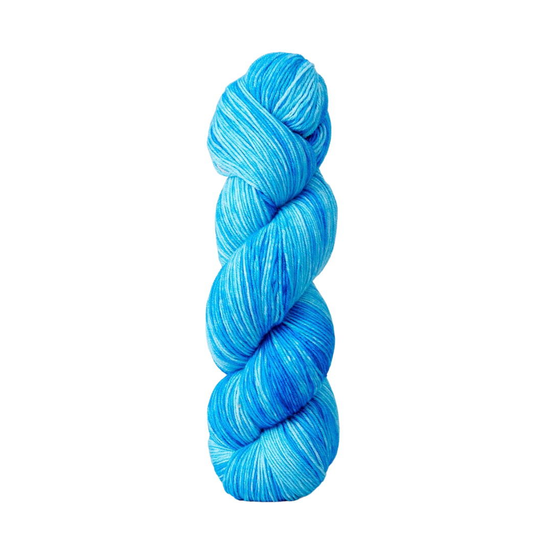 Urth Monokrom Fingering Yarn (3057)