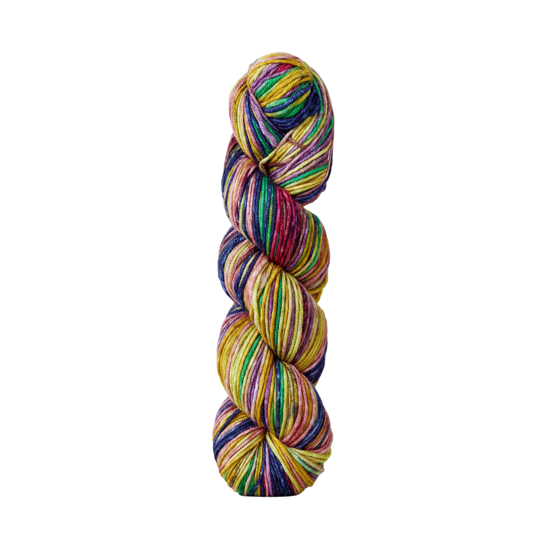 Urth Uneek Worsted Yarn (4018)