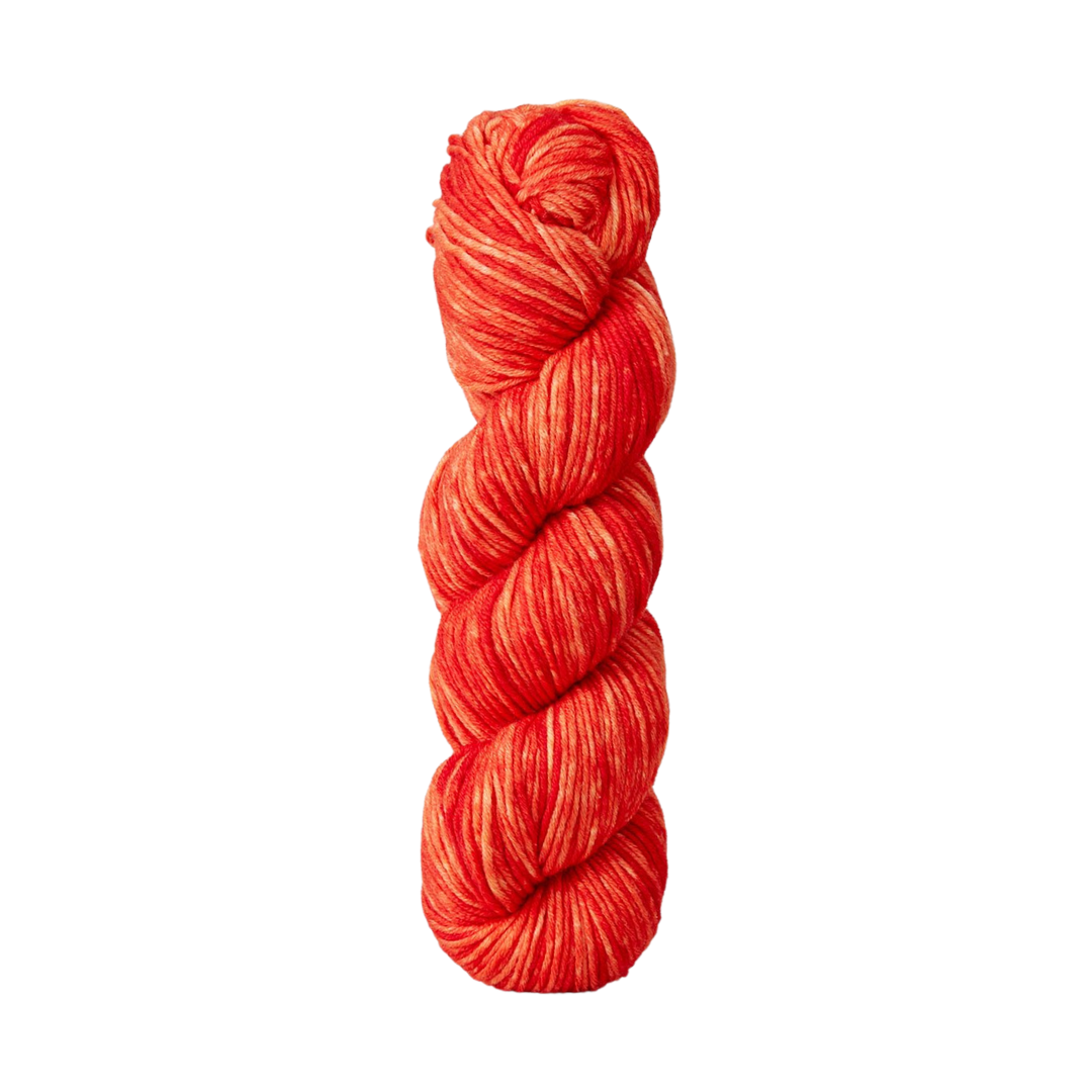 Urth Monokrom Worsted Yarn (4052)