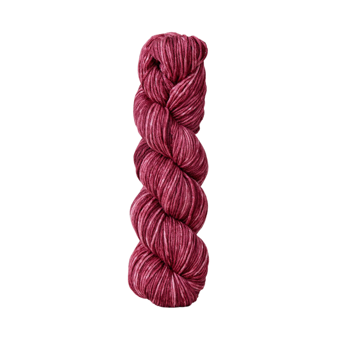 Urth Monokrom Worsted Yarn (4054)
