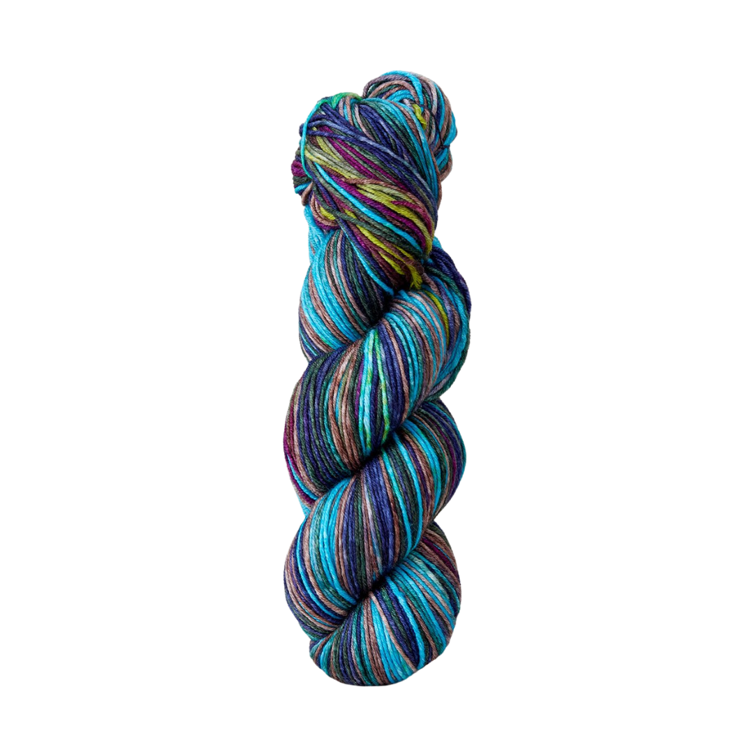 Urth Uneek DK Yarn (6012)