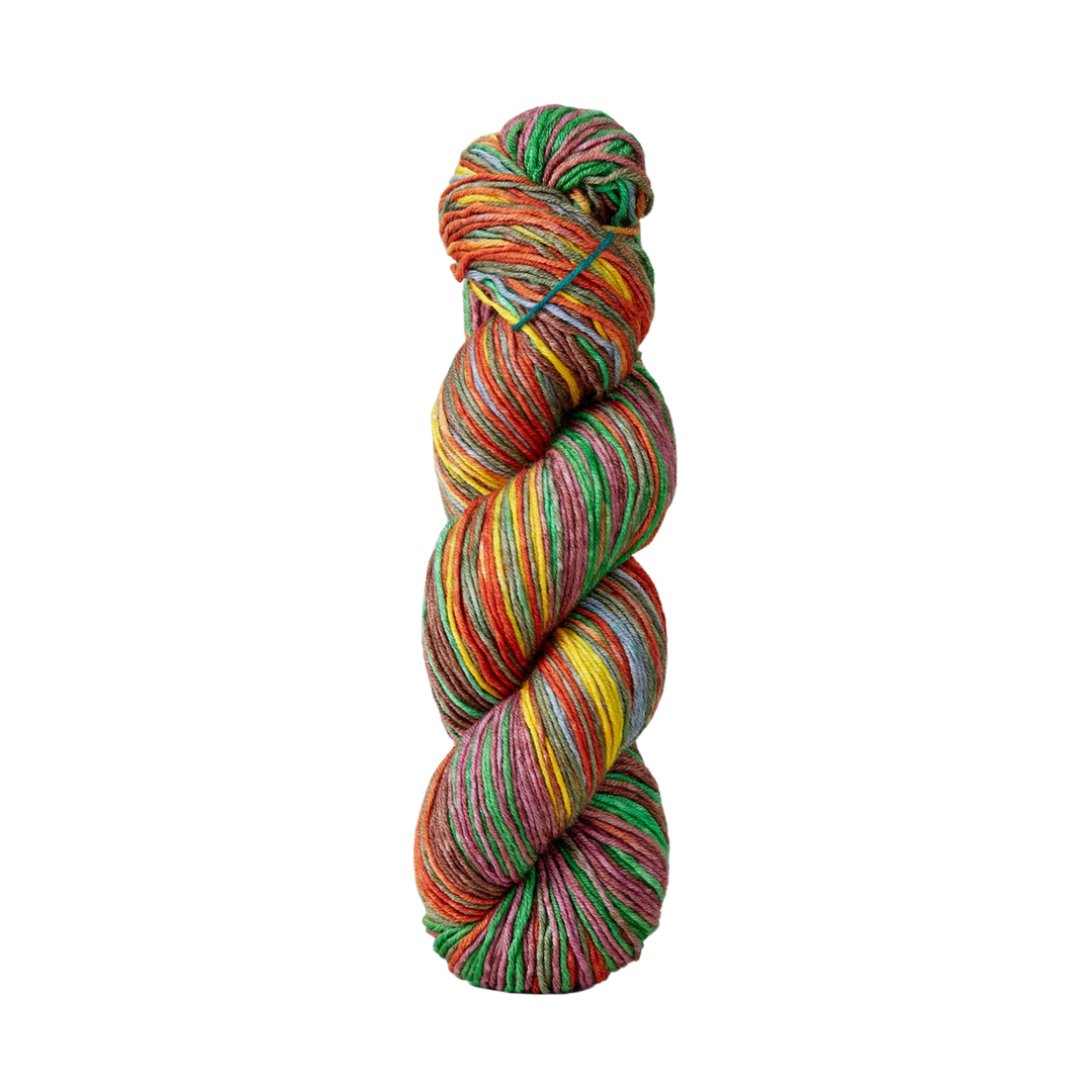 Urth Uneek DK Yarn (6013)