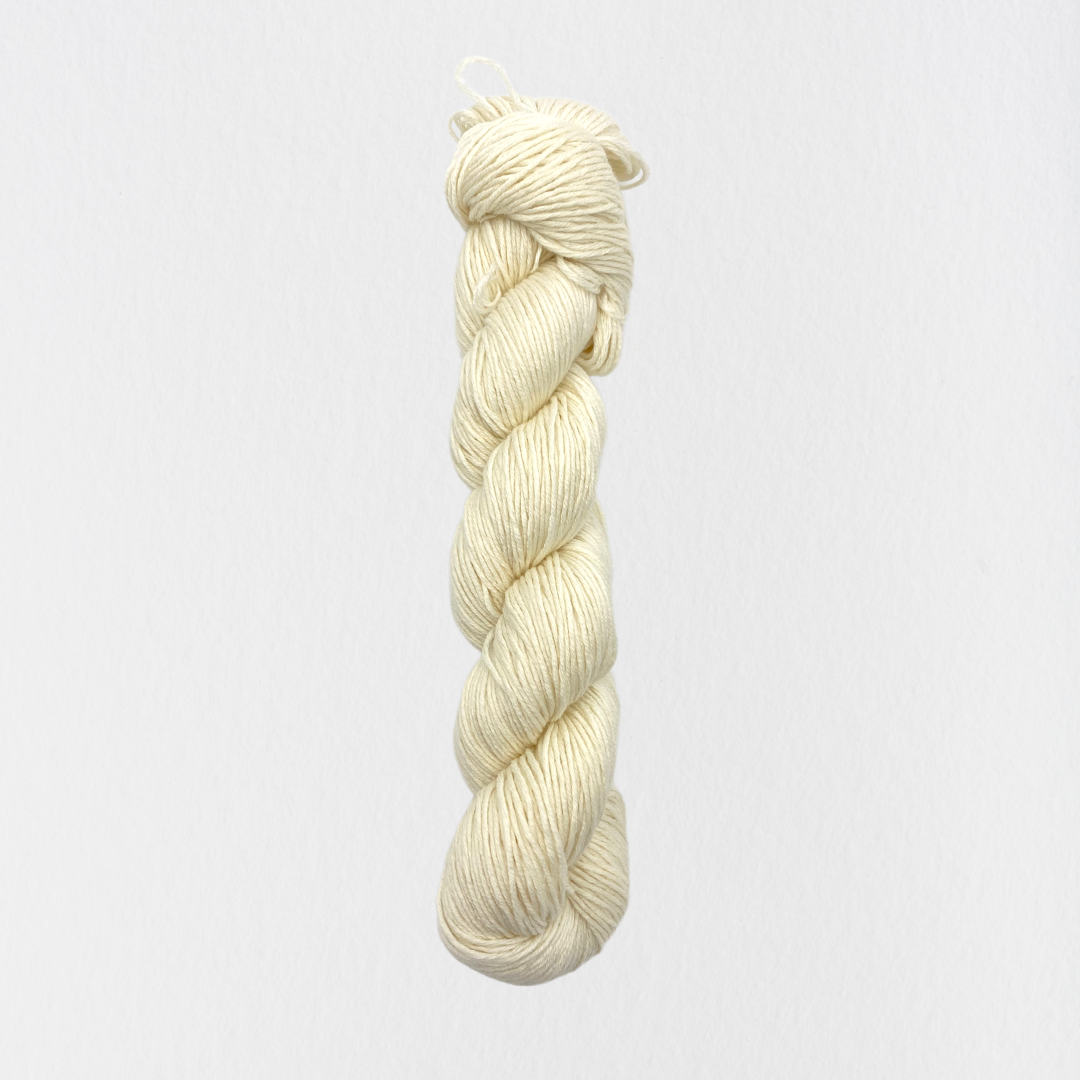 Urth Superwash Merino Fingering Yarn